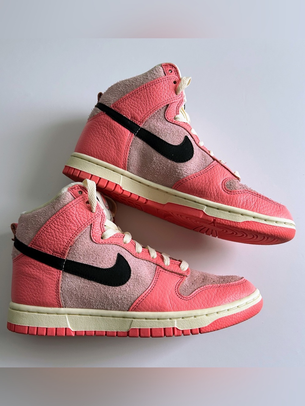 NIKE Dunk High "Hoops Pack" - Pink/Black - Women’s Size 7 (DX3359-600)